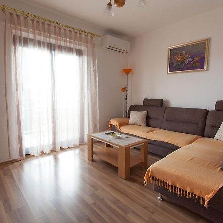 Apartments Ljerka Malinska Luaran gambar