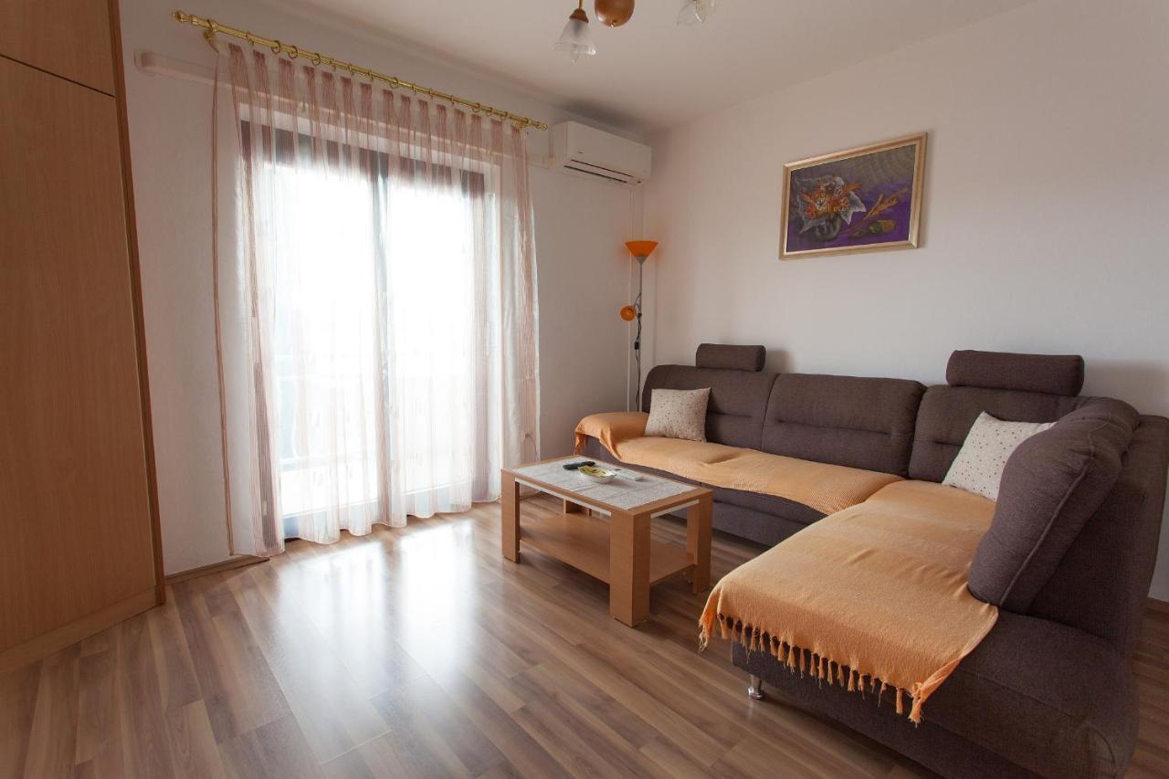 Apartments Ljerka Malinska Luaran gambar