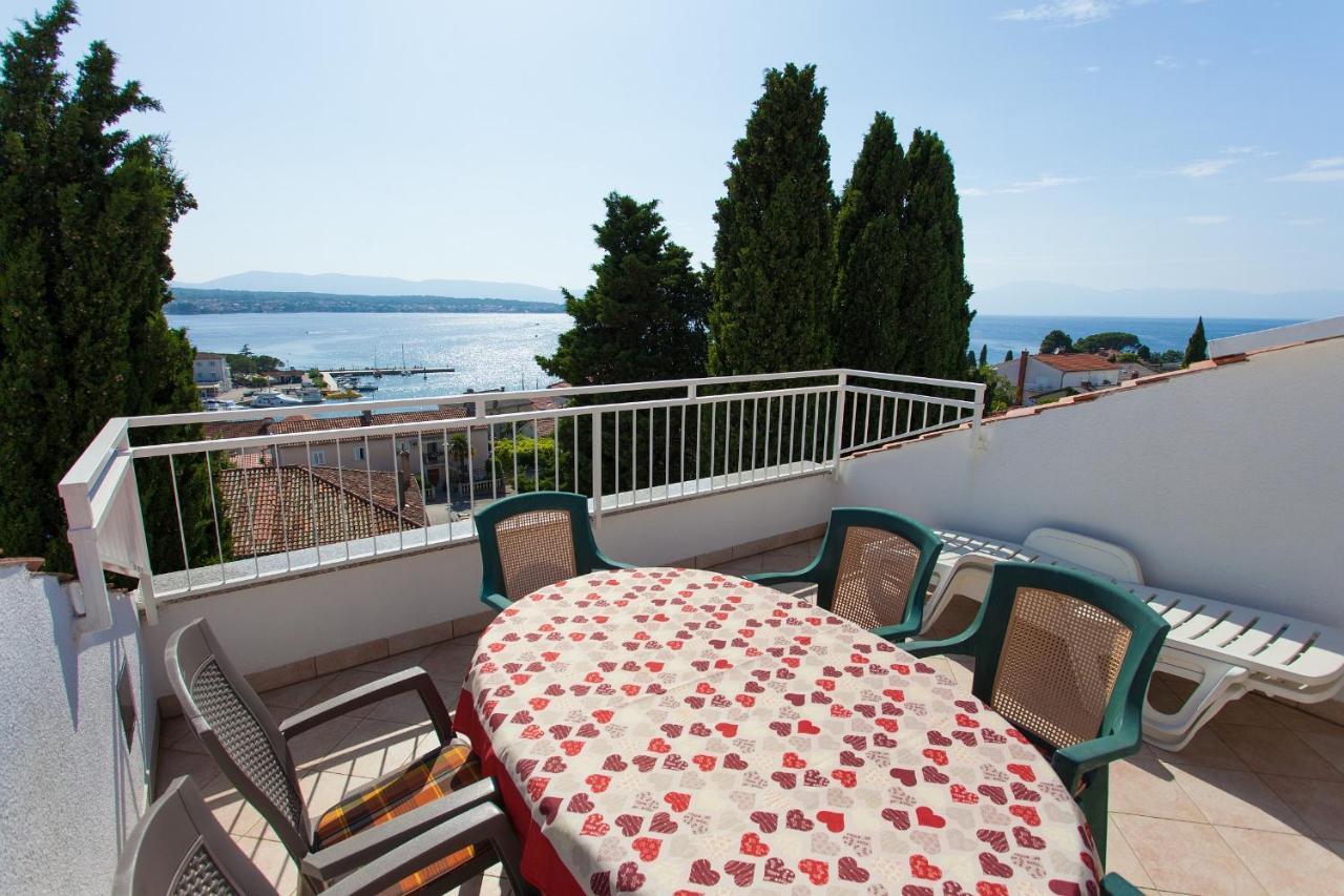 Apartments Ljerka Malinska Luaran gambar