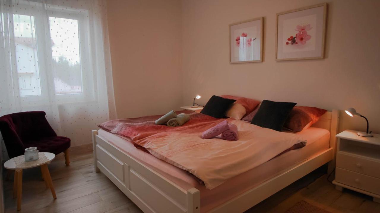 Apartments Ljerka Malinska Luaran gambar
