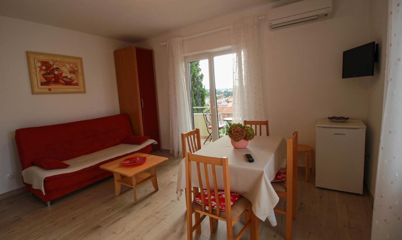 Apartments Ljerka Malinska Luaran gambar
