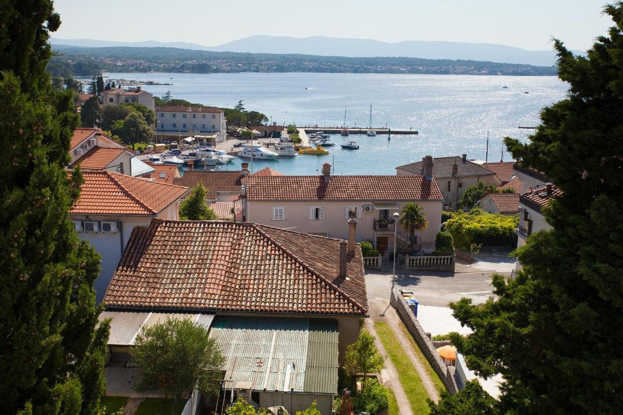 Apartments Ljerka Malinska Luaran gambar