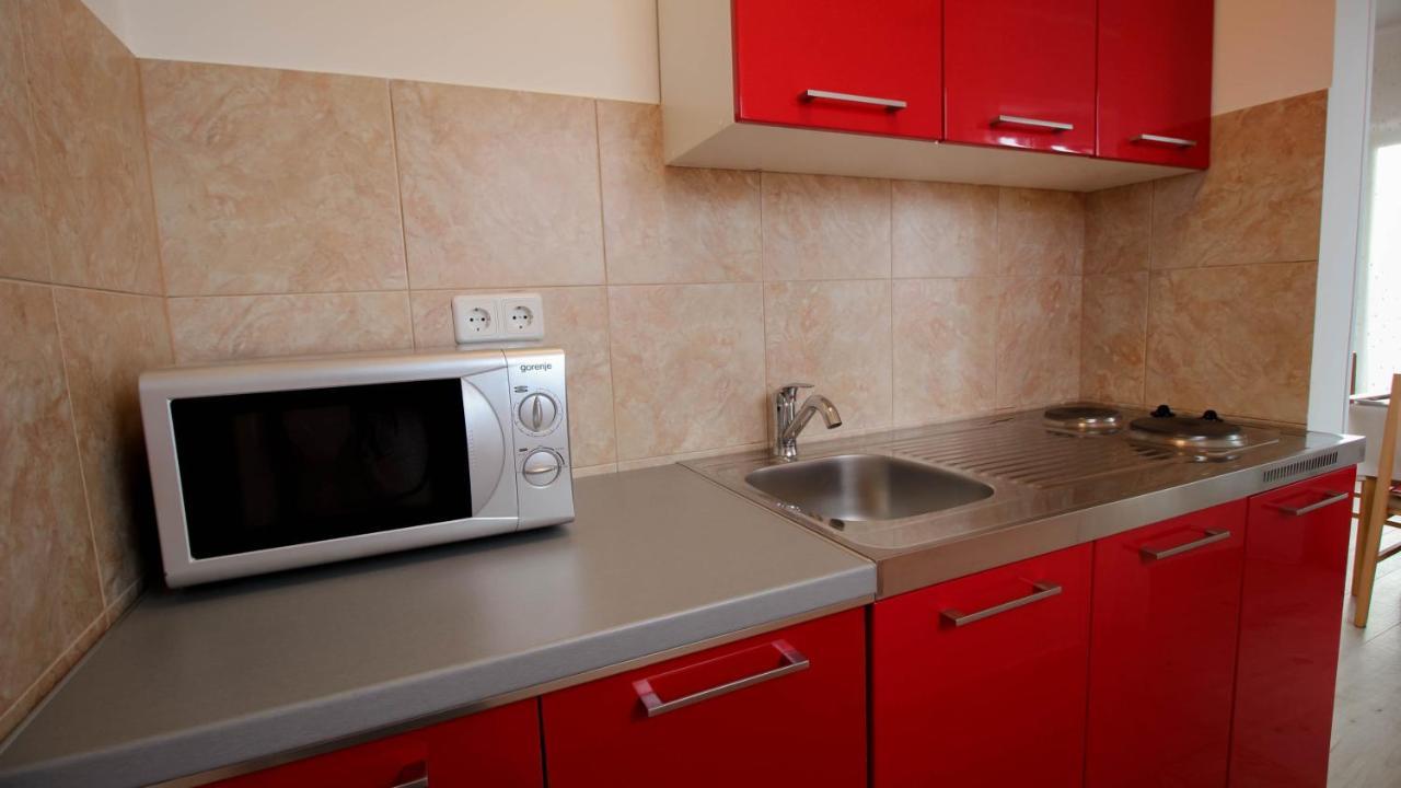 Apartments Ljerka Malinska Luaran gambar