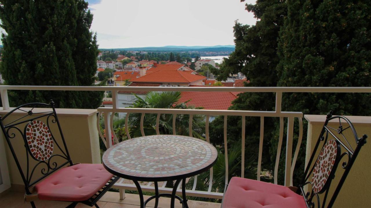 Apartments Ljerka Malinska Luaran gambar